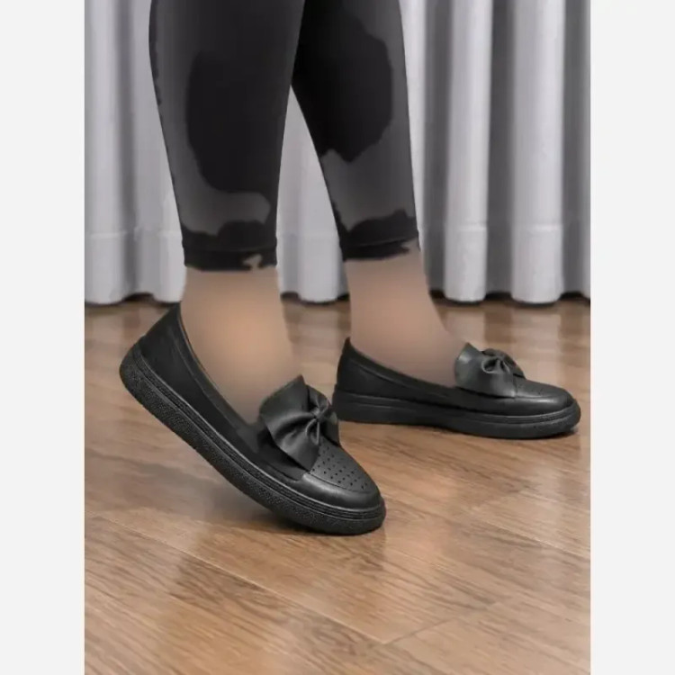 کفش ونس سوزنی چرم پلاس مشکی و سفید