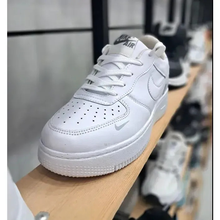 کفش اسپرت زنانه نایک دیور ونسی چرم صنعتی تنفسی رنگ سفید
