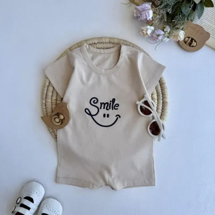 رامپر نوزادی پسرانه طرح smile جنس پنبهای لطیف سایز 6 ماه تا 3 سال