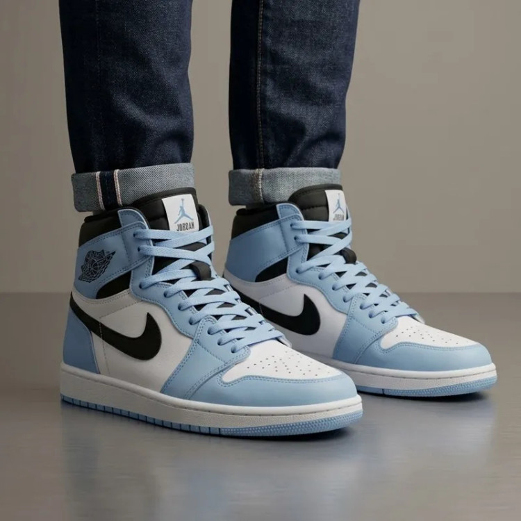کتونی جردن ساقدار طوسی زنانه چرم صنعتی با زیره پیویسی