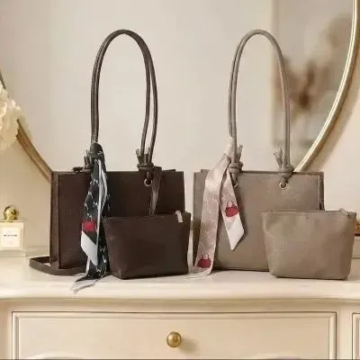 کیف زنانه اسپرت روزمره چرم مصنوعی با بند بلند و سه بند