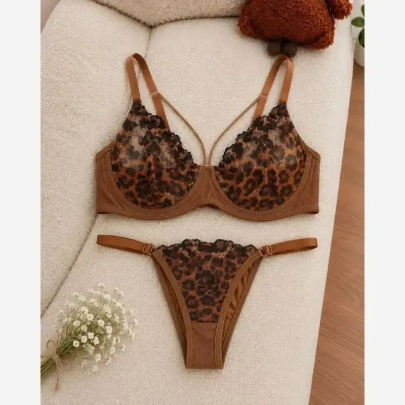 ست سوتین و شرت دانتل مشکی طرح پلنگی هارنس دار زیر فنردار